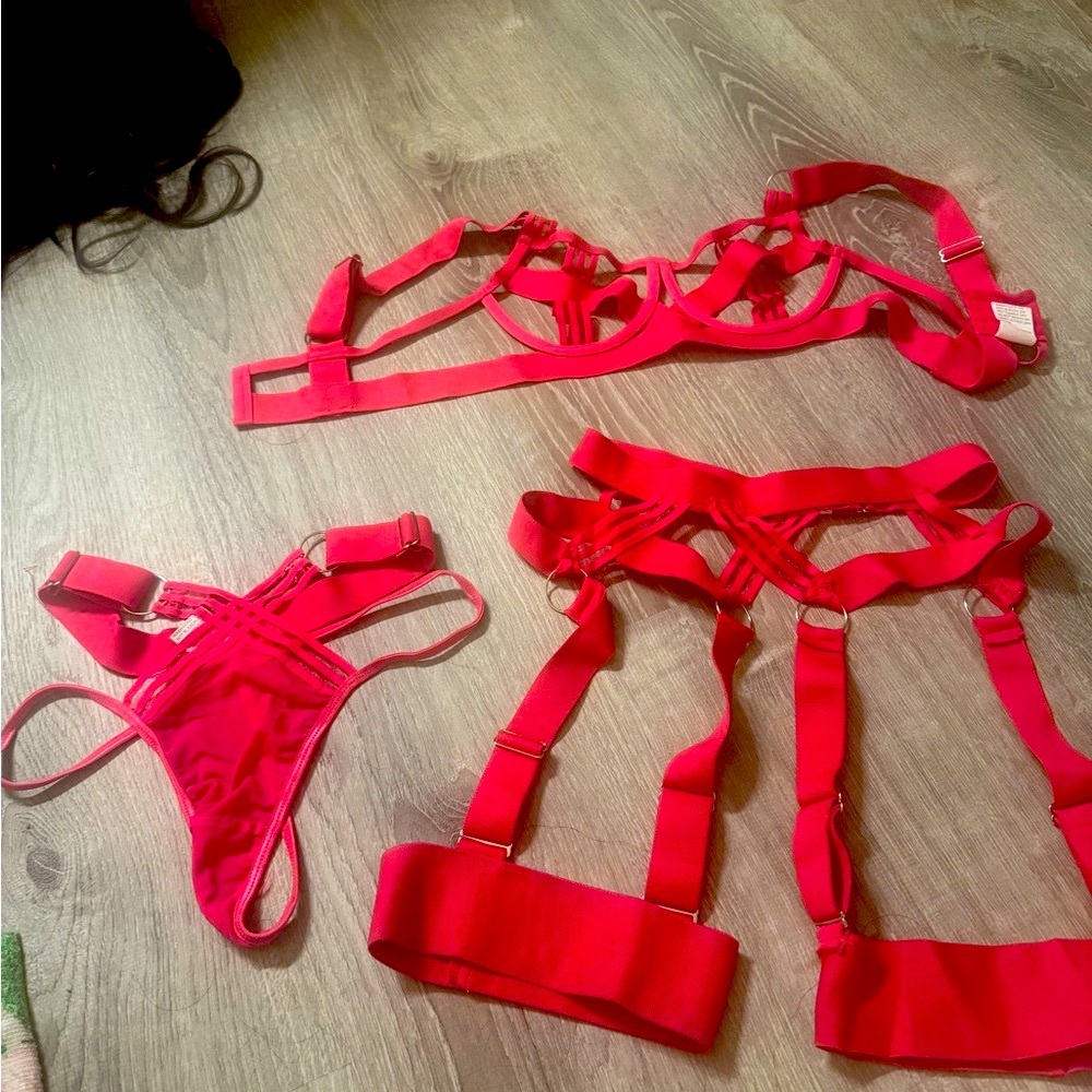 Fuchsia Strappy Bandage Set S